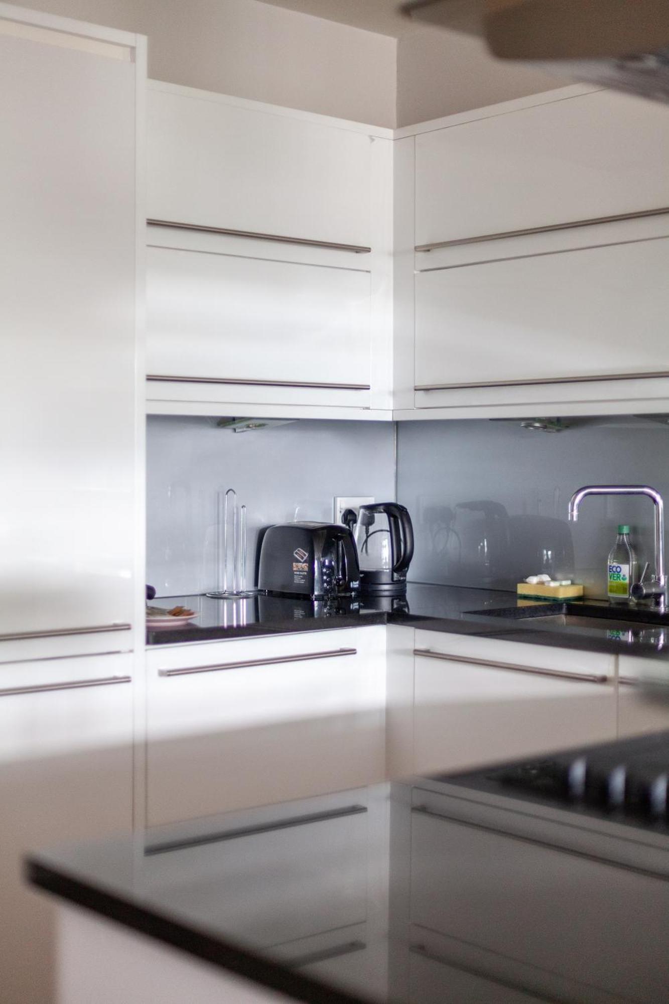 Deluxe Holborn Two Bedroom Apartment 런던 외부 사진