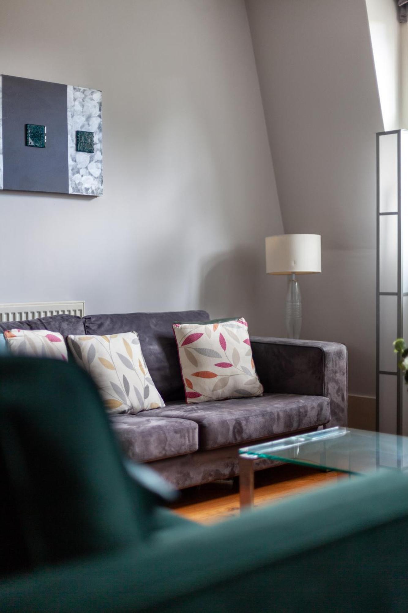Deluxe Holborn Two Bedroom Apartment 런던 외부 사진